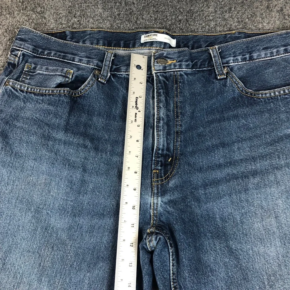 Signature by Levi Strauss & Co. signature by